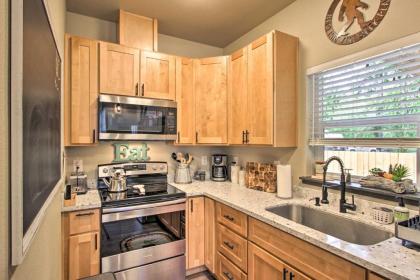 Cozy Cabin - 5 Miles to Mt Rainier National Park! - image 10