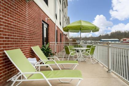 Holiday Inn Express Hotel & Suites Ashland an IHG Hotel - image 6