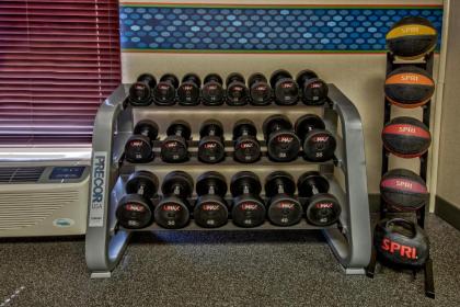Hampton Inn Ashland - image 13