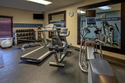 Hampton Inn Ashland - image 14
