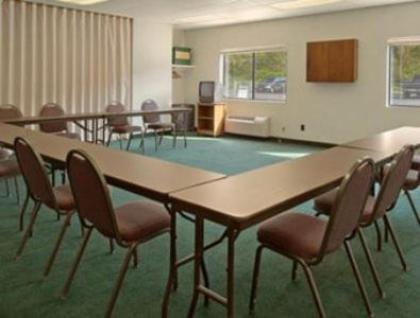 Days Inn by Wyndham Ashland - image 14