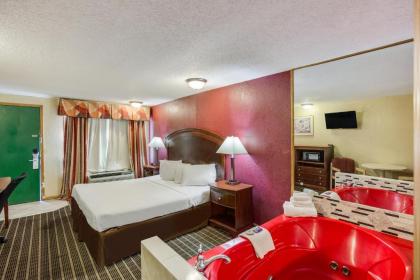Knights Inn Ashland - image 11