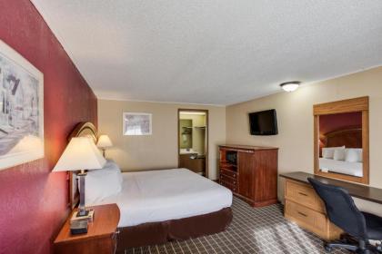 Knights Inn Ashland - image 13