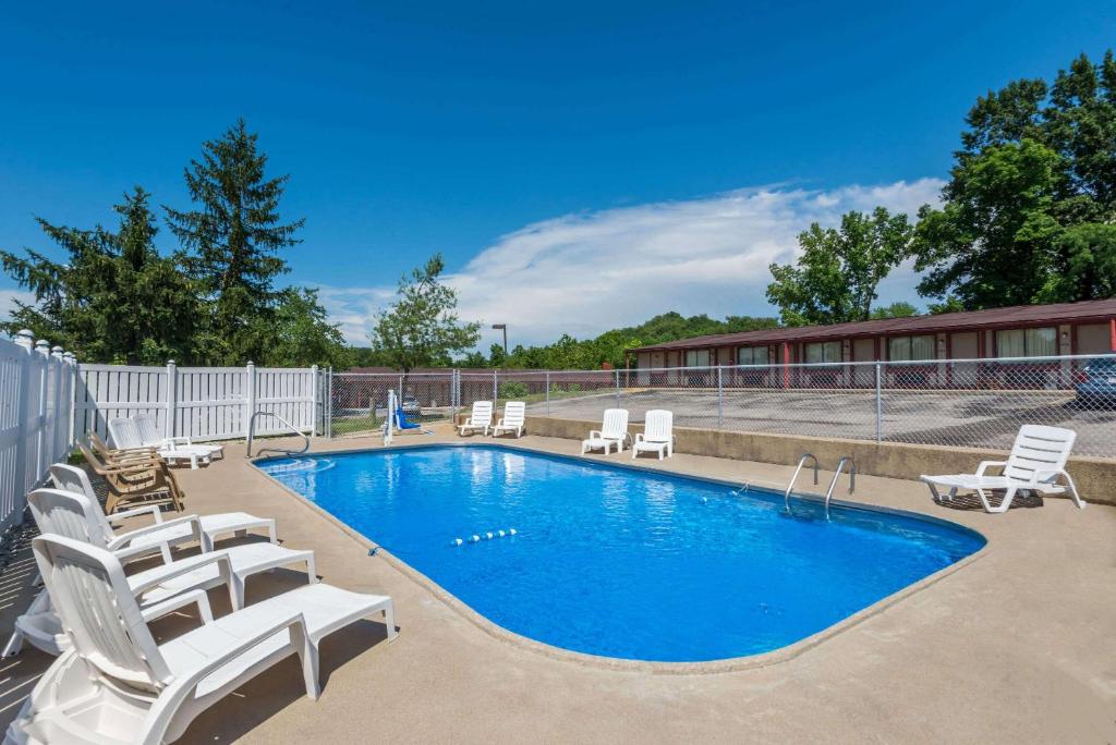 Knights Inn Ashland - image 2