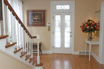 Governor's Inn Bed and Breakfast - image 4
