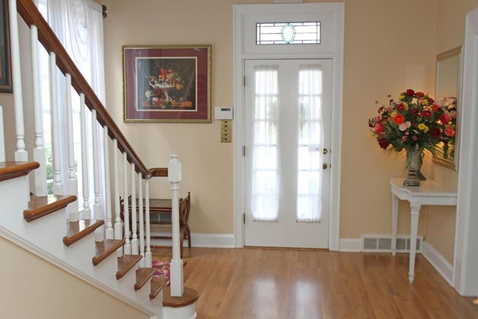 Governor's Inn Bed and Breakfast - image 4