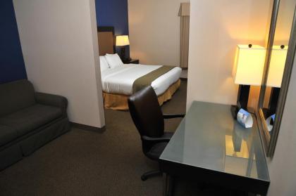 Holiday Inn Express & Suites Ashland an IHG Hotel - image 10