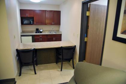 Holiday Inn Express & Suites Ashland an IHG Hotel - image 12