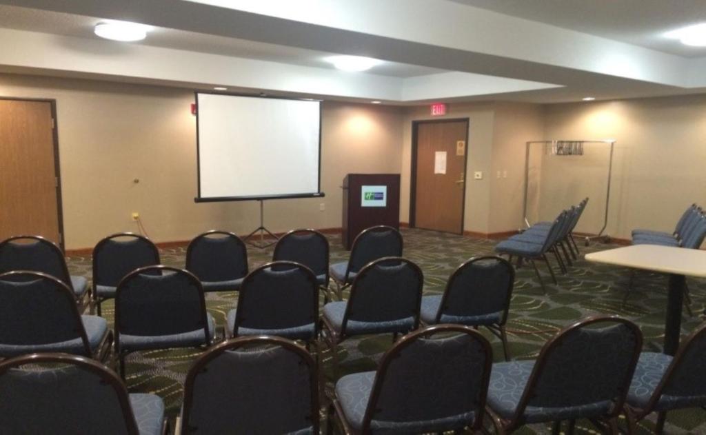 Holiday Inn Express & Suites Ashland an IHG Hotel - image 5