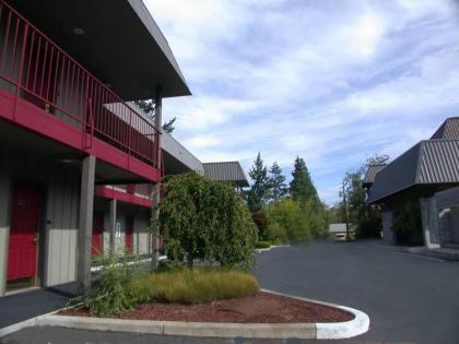 Flagship Inn of Ashland - image 10