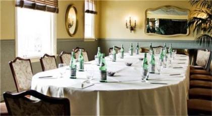Ashland Springs Hotel - image 2