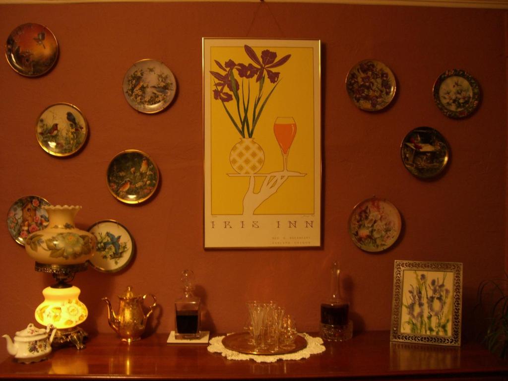 The Iris Inn - image 4