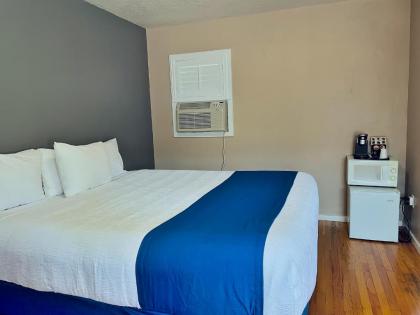 Ashland Motel - University - image 11