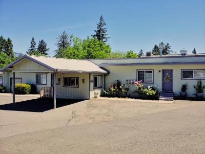 Ashland Motel - University - image 13