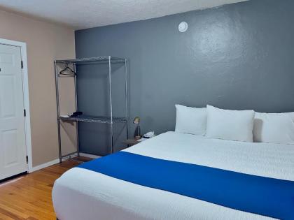 Ashland Motel - University - image 3