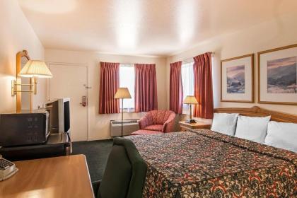 Ashland Valley Inn - image 10