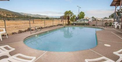 Ashland Valley Inn - image 5