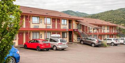 Ashland Valley Inn - image 6