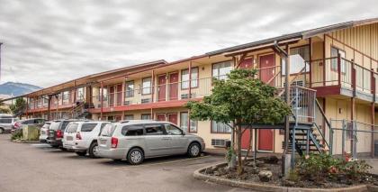 Ashland Valley Inn - image 9