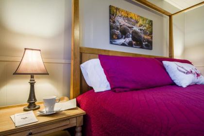 Oak Hill Bed & Breakfast - image 15