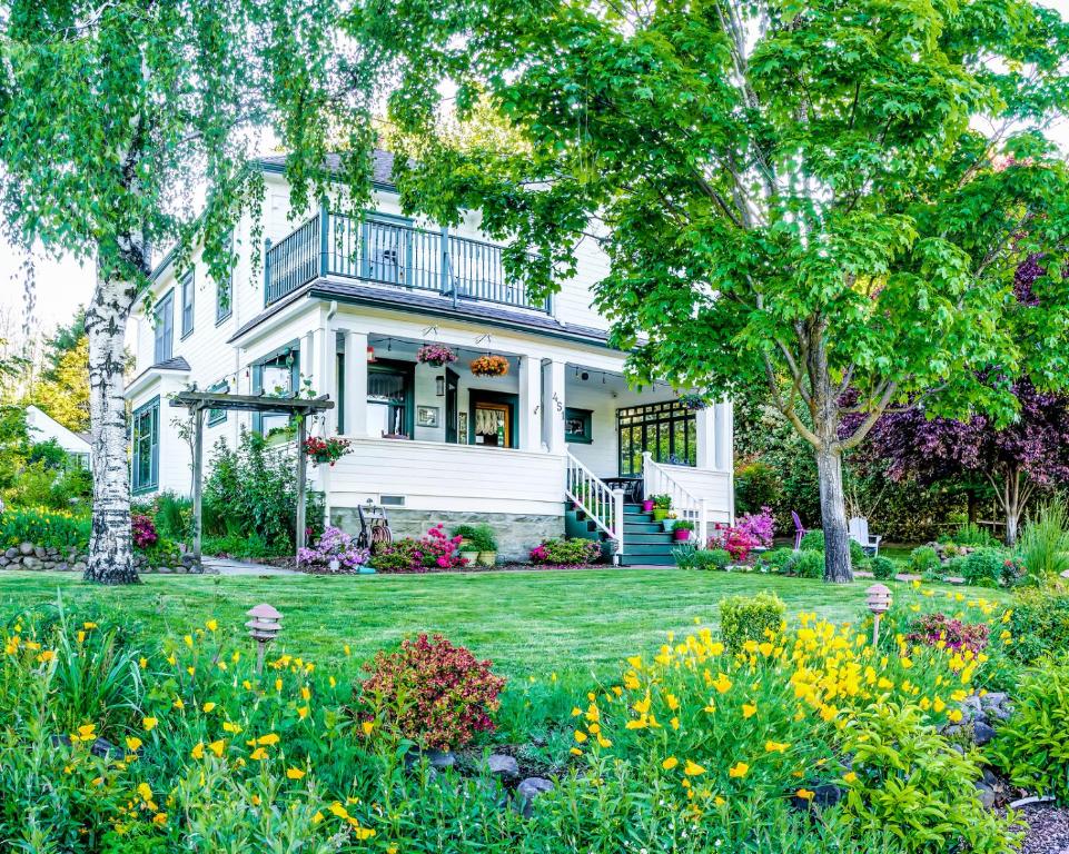 Abigail's Bed and Breakfast Inn - main image