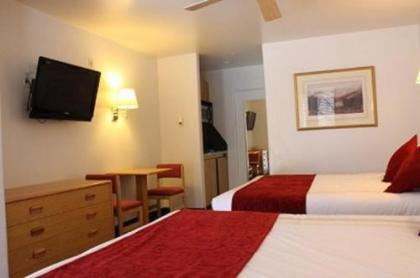 St Moritz Lodge and Condominiums - image 2
