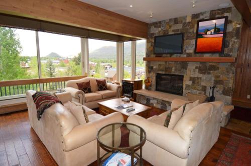 Durant Condominiums Unit C5 - image 2