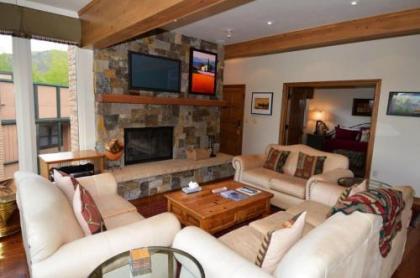 Durant Condominiums Unit C5 - image 3