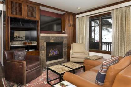Aspen CO Ritz-Carlton 2 Bedroom Residence Club Condo 5-Star Ski-in Ski-out Colorado