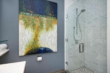 Independence Square Unit 212 - image 4