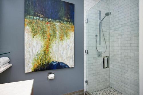Independence Square Unit 212 - image 4