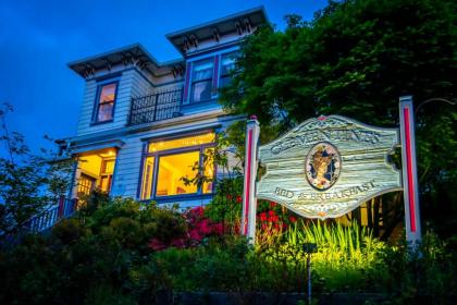 Clementine's Bed & Breakfast