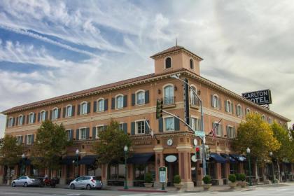 Hotel in Atascadero California