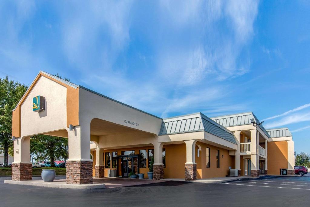 Quality Inn Athens I-65 / Huntsville Area West - main image