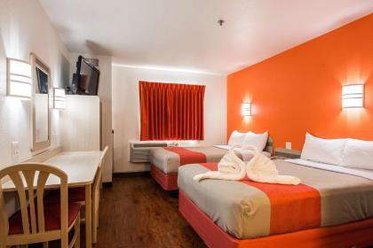 Motel 6 Athens - image 10