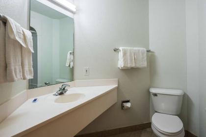 Motel 6 Athens - image 12