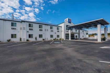 Motel 6 Athens - image 5