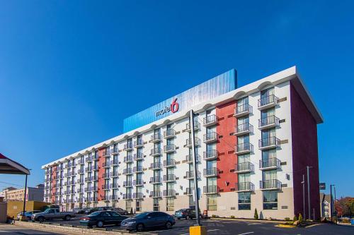 Motel 6-Atlanta GA - Virginia Ave - main image