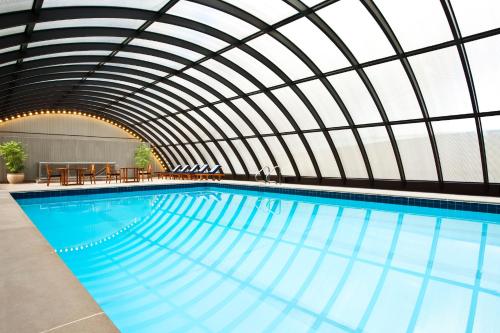The Westin Peachtree Plaza Atlanta - image 2