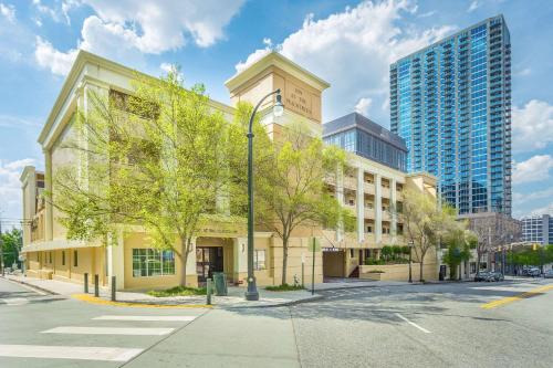 Inn at the Peachtrees Ascend Hotel Collection - main image