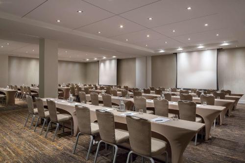 Hyatt Centric Midtown Atlanta - image 2
