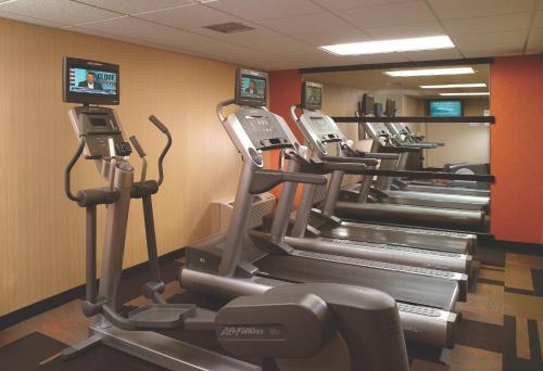 Courtyard by Marriott Atlanta Executive Park/Emory - image 4