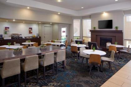 Residence Inn by Marriott Atlanta Airport North/Virginia Avenue - image 2