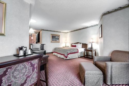 Ramada Plaza by Wyndham Atlanta Airport - image 2