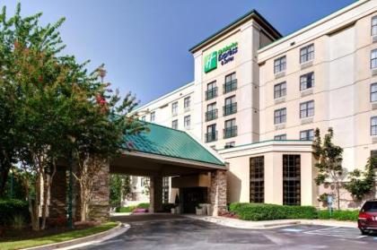 Holiday Inn Express Hotel  Suites Atlanta Buckhead an IHG Hotel