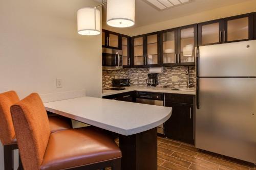 Staybridge Suites Atlanta Airport an IHG Hotel - image 4