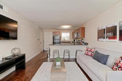 City center location with King bed - image 3