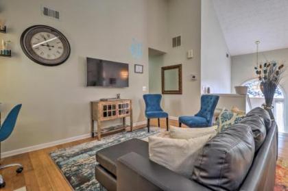 Classic Southern Family Home 7 Min to Atlanta! - image 2