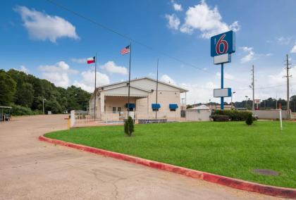 Motel 6-Atlanta TX - image 5
