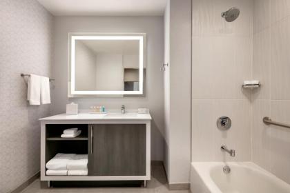 Embassy Suites by Hilton Atlanta Midtown - image 15